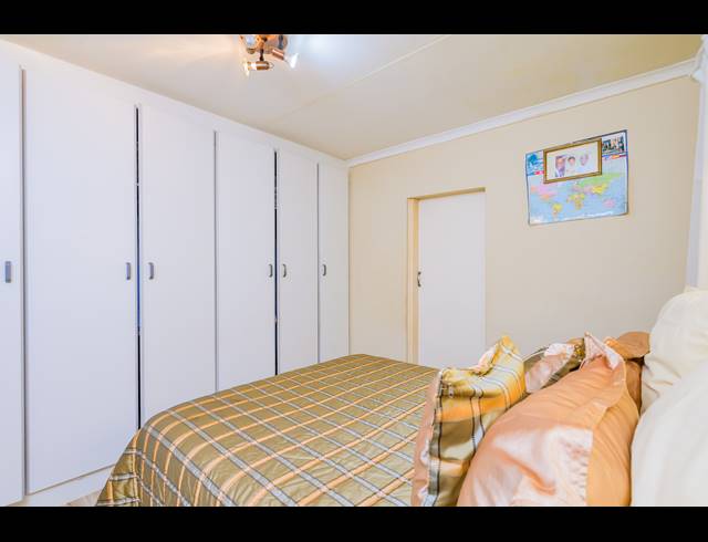 3 BEDROOM HOUSE FOR SALE IN SOUTHGATE